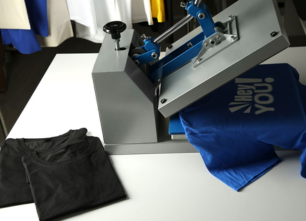 Print-on-Demand Service at FlashShip