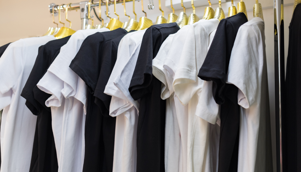 Workflow of a Professional T-Shirt Printing Factory