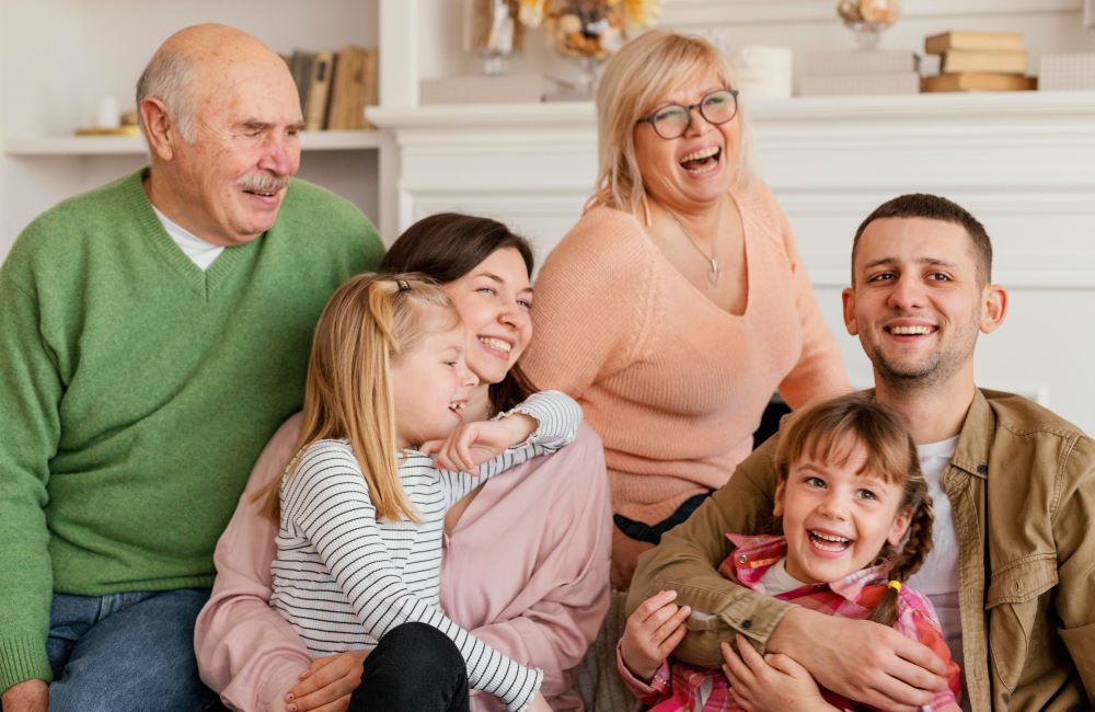 International Family Day: Xu hướng thiết kế áo gia đình seller không nên bỏ lỡ 